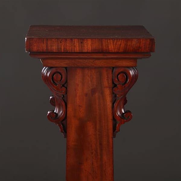 Grote foto doorleefde victoriaanse pull out table met bijbehorende piedestal vormige tafelbladenhouder no.9731 antiek en kunst stoelen en banken
