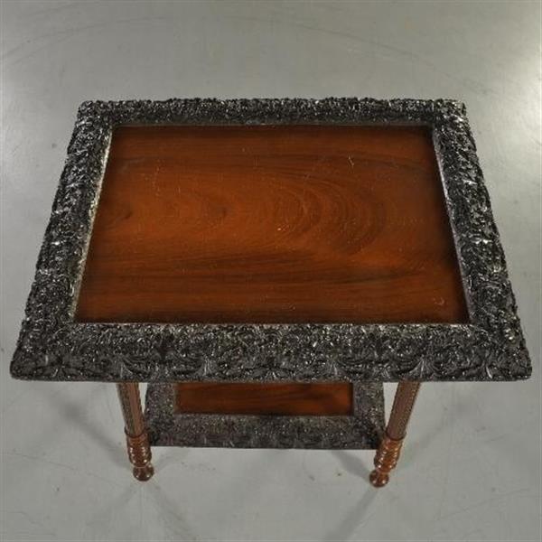 Grote foto wonderlijke bijzettafel met 2 bladen met reli flijstwerk 1870 1890 no.993904 antiek en kunst stoelen en banken