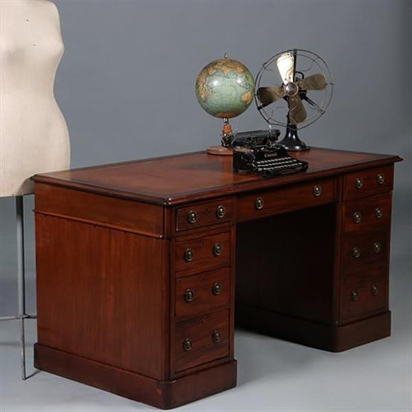 Grote foto mahonie schrijfbureau victoriaans ca 1860 met prachtig goud gestempel oud leer no.211725 antiek en kunst overige in antiek gebruiksvoorwerpen
