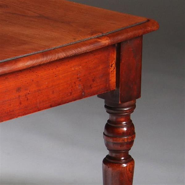 Grote foto lange tafel in essenhouten werktafel of keukentafel in prachtige oude kleur no.211730 antiek en kunst stoelen en banken