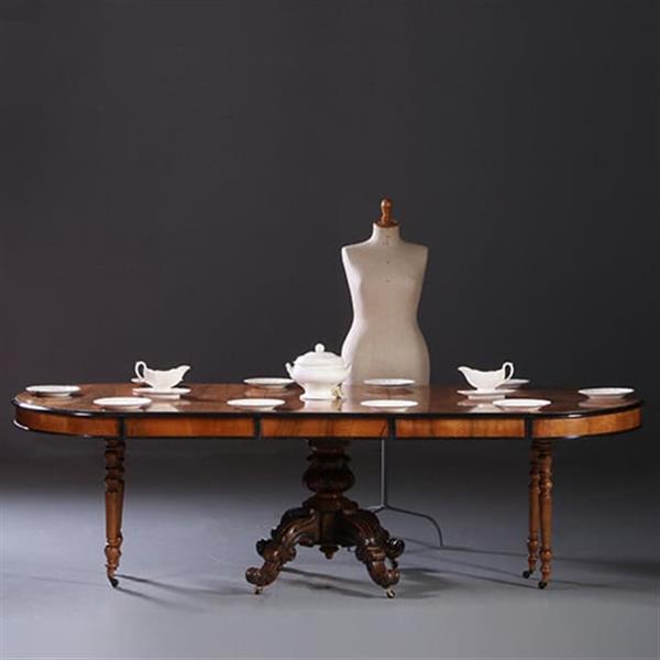 Grote foto lange eetkamertafel wortelnoten willem iii ca 1875 permanente lengte no.212825 antiek en kunst stoelen en banken