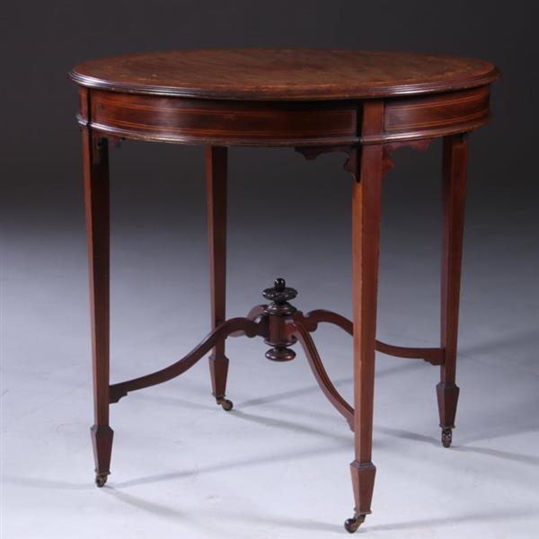 Grote foto salontafel in de hoge 19e eeuwse traditie fraai ingelegd door p e gane artistic furniture ca 1 antiek en kunst stoelen en banken