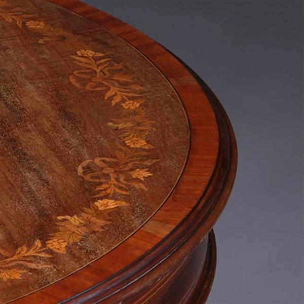 Grote foto salontafel in de hoge 19e eeuwse traditie fraai ingelegd door p e gane artistic furniture ca 1 antiek en kunst stoelen en banken