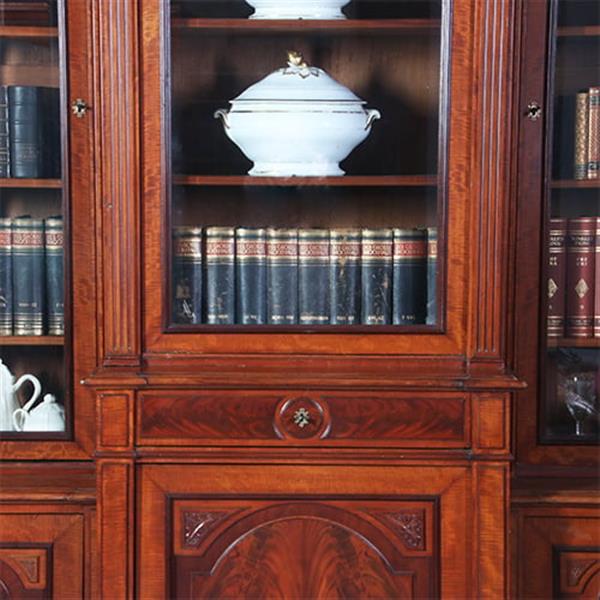 Grote foto bibliotheekkast 2 60 m hoog met 6 deuren en dubbel break front ca. 1880 facet geslepen glas no.222 antiek en kunst stoelen en banken