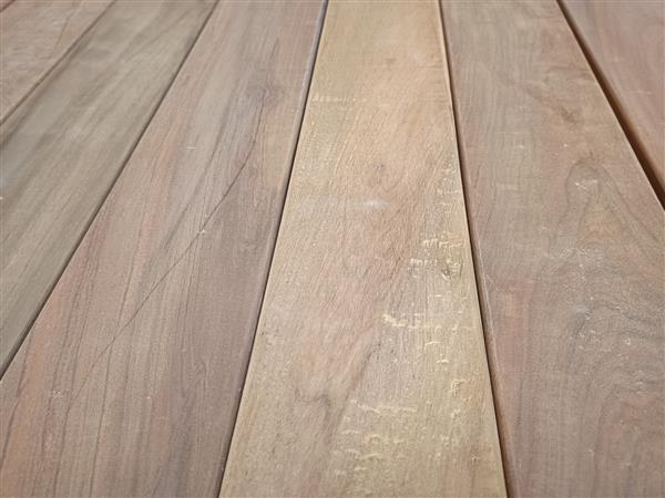 Grote foto 21x120mm 210cm ipe doe het zelf en verbouw hout en planken