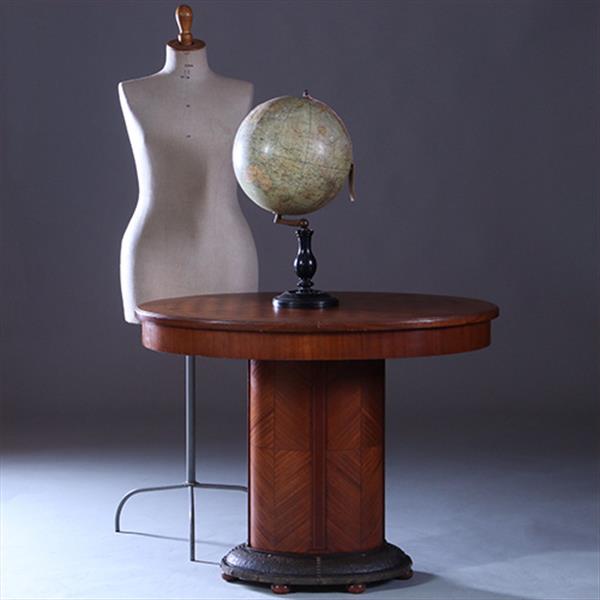 Grote foto art and craft mahonie bijzettafel met blokmoza ek blad en brons beslagen voet ca 1890 no.222175 antiek en kunst stoelen en banken