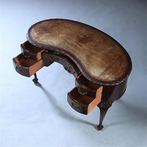 Grote foto niervormig bureau met fabelachtig mooi oud leer en 5 laden ca 1900 no.230210 antiek en kunst overige in antiek gebruiksvoorwerpen
