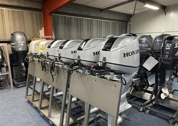 Grote foto honda 30 pk buitenboordmotor artikelnummer 0080 30 lrtu watersport en boten buiten en binnenboordmotoren