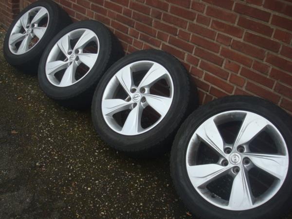 Grote foto 18 opel grandland x velgen winterbanden 5x108 auto onderdelen banden en velgen
