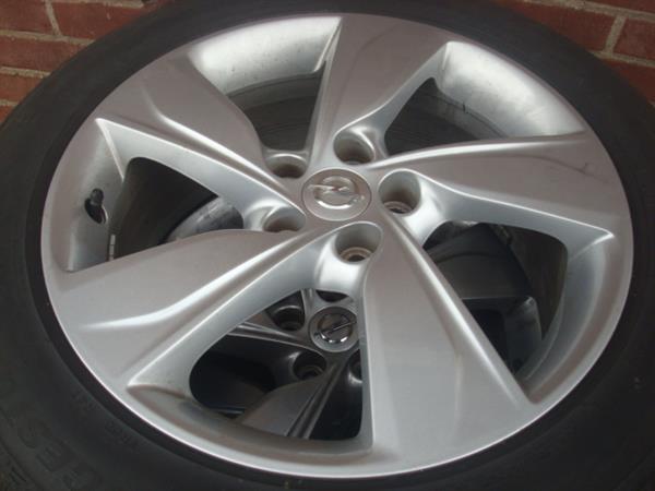 Grote foto 18 opel grandland x velgen winterbanden 5x108 auto onderdelen banden en velgen