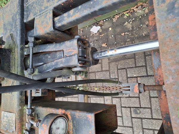 Grote foto steenklem bandenklem stenenklem rotator doe het zelf en verbouw aanbouwdelen