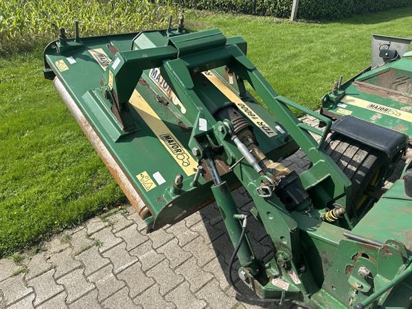 Grote foto major tdr 16000 circel maaier agrarisch maaiers
