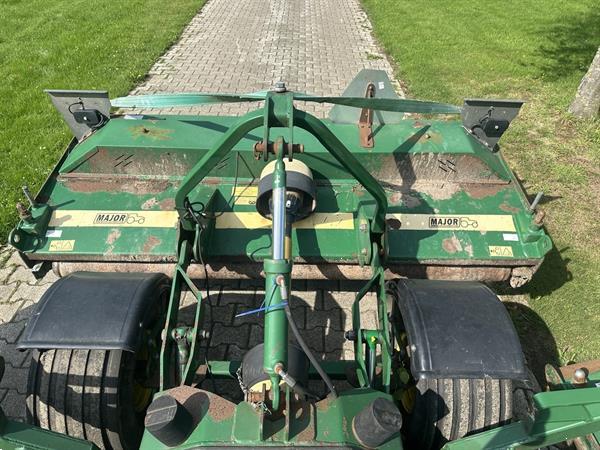 Grote foto major tdr 16000 circel maaier agrarisch maaiers