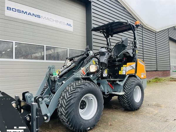 Grote foto giant g2700 hd x tra minishovel kniklader nieuw agrarisch shovels