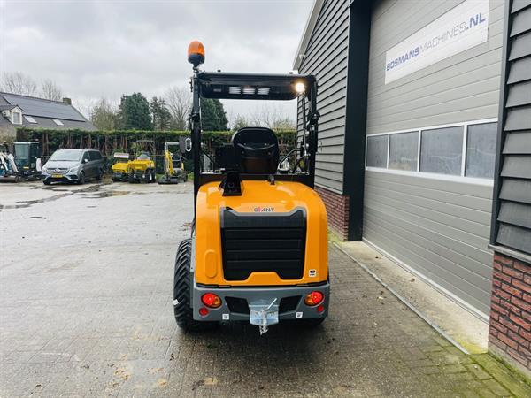 Grote foto giant g2700 hd x tra minishovel kniklader nieuw agrarisch shovels