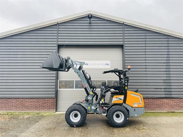 Grote foto giant g2700 hd x tra minishovel kniklader nieuw agrarisch shovels