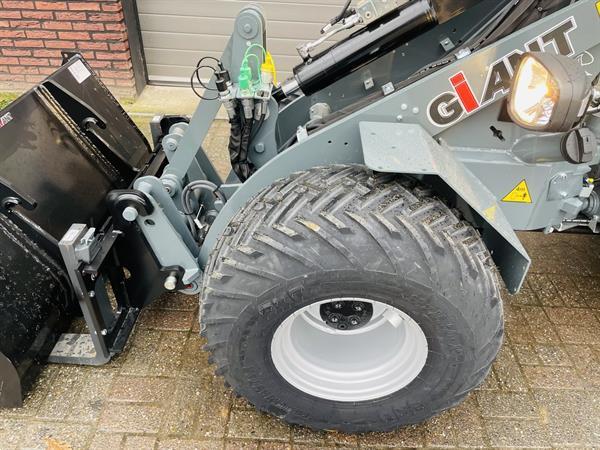 Grote foto giant g2700 hd x tra minishovel kniklader nieuw agrarisch shovels