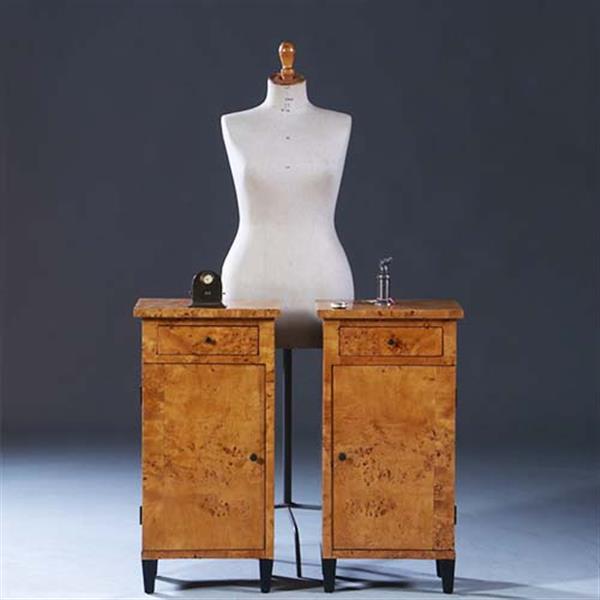 Grote foto stel van 2 blonde nachtkastjes zeer strak biedermeier berkenwortel ca 1825 no.231630 antiek en kunst stoelen en banken