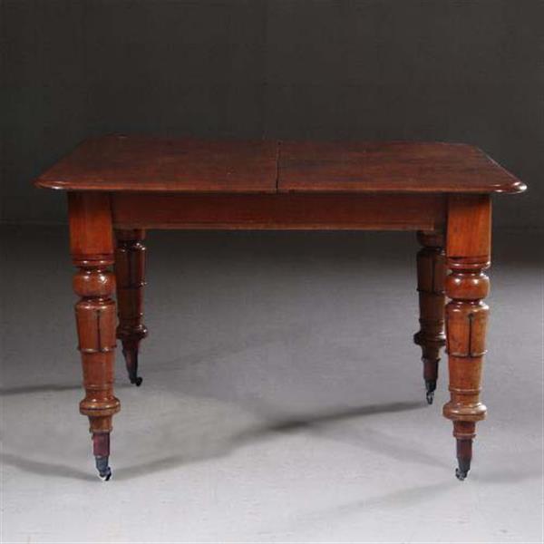 Grote foto lange engelse eetkamertafel met 3 inlegbladen in mooie oude kleur no.222905 antiek en kunst stoelen en banken