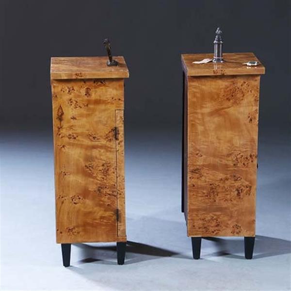 Grote foto stel van 2 blonde nachtkastjes zeer strak biedermeier berkenwortel ca 1825 no.231630 antiek en kunst stoelen en banken