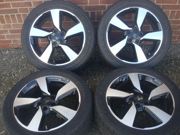 Grote foto 18 nissan qashqai renault megane velgen banden auto onderdelen banden en velgen