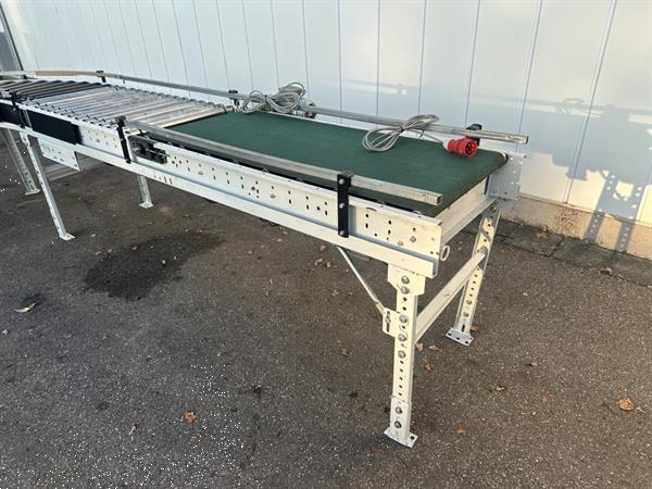 Grote foto sorma rollenbaan aangedreven met 90 bocht en transportband 145 x 60 cm agrarisch transportbanden