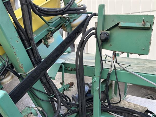 Grote foto baekelandt preirooier voor knolselderij en prei agrarisch oogstmachines