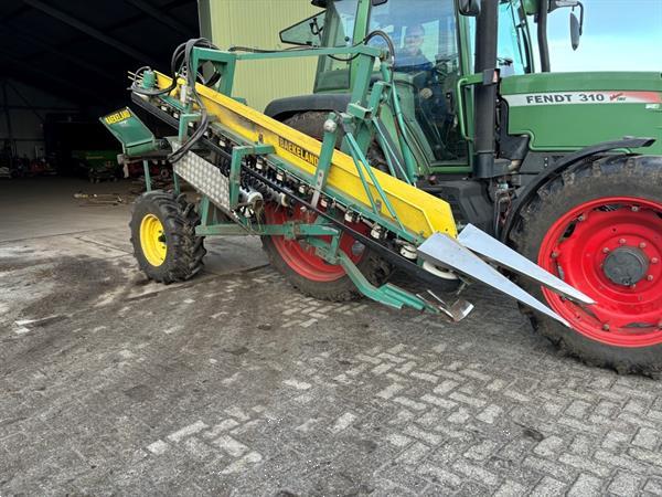 Grote foto baekelandt preirooier voor knolselderij en prei agrarisch oogstmachines