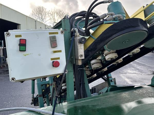 Grote foto baekelandt preirooier voor knolselderij en prei agrarisch oogstmachines
