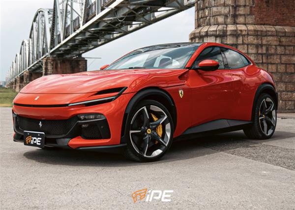 Grote foto dit betreft een ferrari purosangue ipe titanium uitlaat systeem cat back auto onderdelen tuning en styling