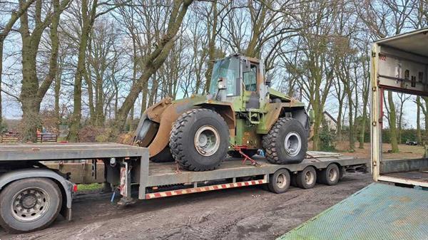 Grote foto case 821c voor onderdelen for parts agrarisch shovels