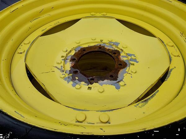 Grote foto john deere wielen 520 85 r38 420 85 r28 agrarisch wielen