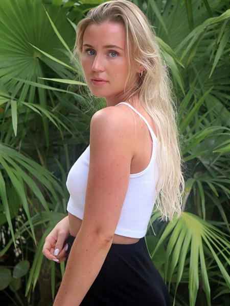 Grote foto zoek je ook iemand die je 100 kan vertrouwen contacten en berichten vrouw zoekt man