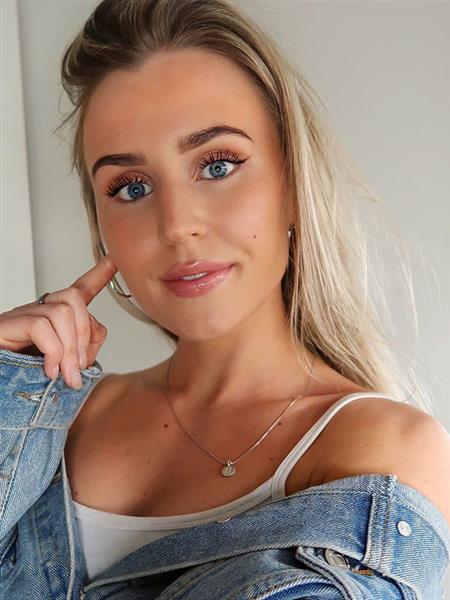Grote foto zoek je ook iemand die je 100 kan vertrouwen contacten en berichten vrouw zoekt man