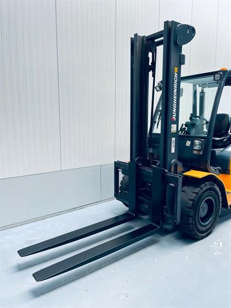 Grote foto jungheinrich dfg550s agrarisch heftrucks