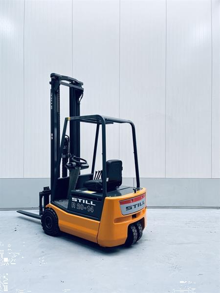 Grote foto still r20 14 agrarisch heftrucks