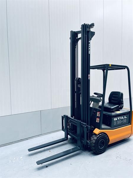 Grote foto still r20 14 agrarisch heftrucks