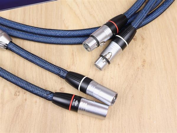 Grote foto siltech crown princess 35th anniversary highend silver audio interconnects xlr 2 5 metre audio tv en foto onderdelen en accessoires