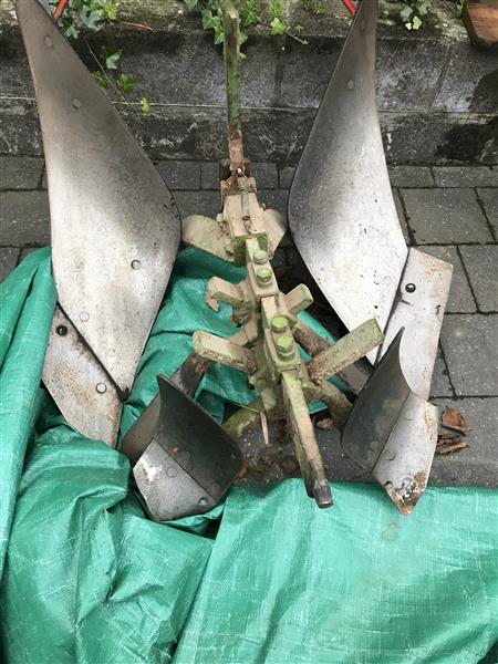 Grote foto holder ploeg agrarisch tuinbouw