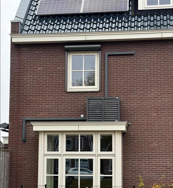 Grote foto split airco wandmodel vloermodel diensten en vakmensen montagewerken