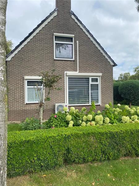 Grote foto split airco wandmodel vloermodel diensten en vakmensen montagewerken