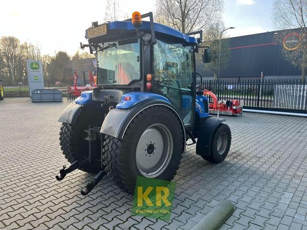 Grote foto new holland boomer 54d 276299 agrarisch akkerbouw