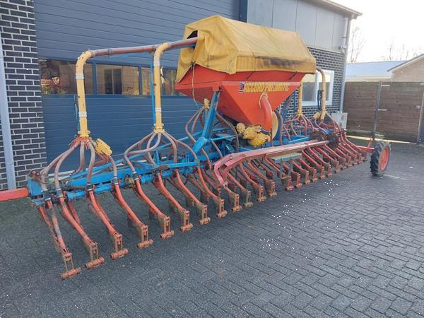 Grote foto accord da pneumatische zaaimachine 6 meter breed agrarisch zaaimachines