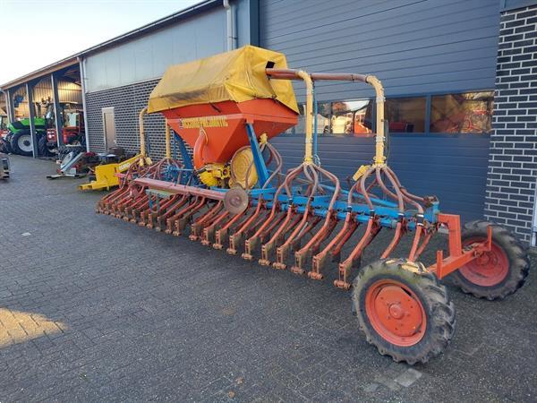 Grote foto accord da pneumatische zaaimachine 6 meter breed agrarisch zaaimachines