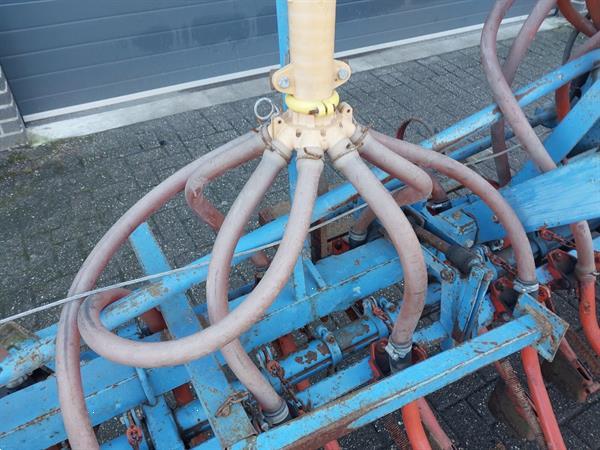 Grote foto accord da pneumatische zaaimachine 6 meter breed agrarisch zaaimachines