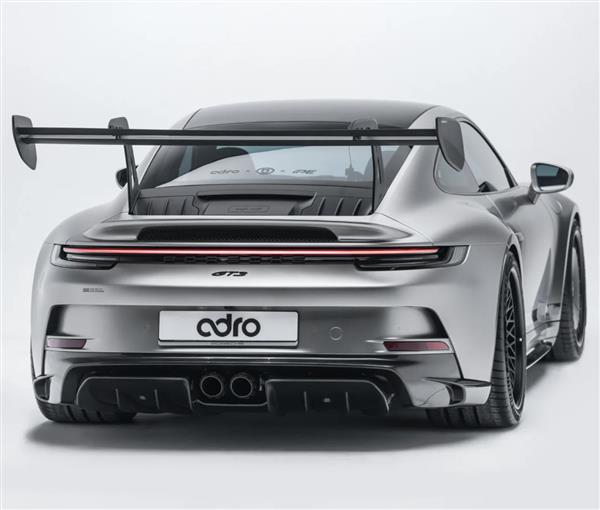 Grote foto dit betreft een porsche 992 gt3 adro at p swan neck carbon spoiler auto onderdelen tuning en styling