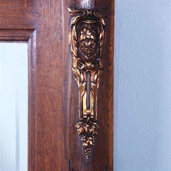 Grote foto schouwspiegel met facetgeslepen spiegelglas in eikenhouten lijst met bronzen ornamenten ca 1875 no. antiek en kunst spiegels