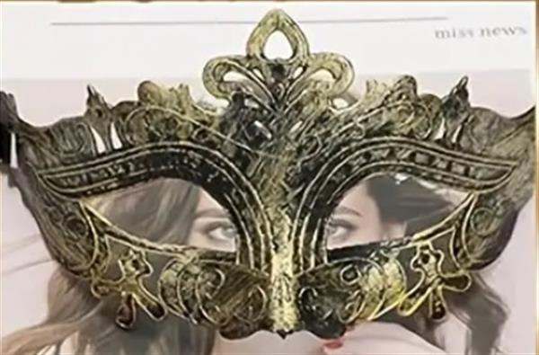 Grote foto venetiaans masker goud fantasieontwerp voor carnaval feest en decoratie perfect voor carnaval en verzamelen overige verzamelingen