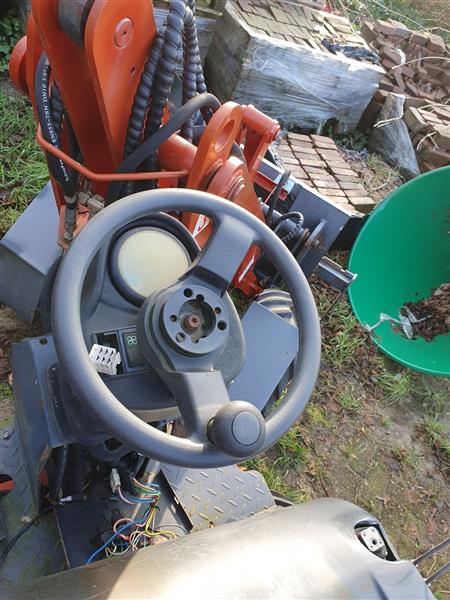 Grote foto kraffter k800 kniklader inruiler agrarisch tractoren