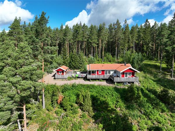 Grote foto vakantiehuis in zweden bij een meer vakantie zweden
